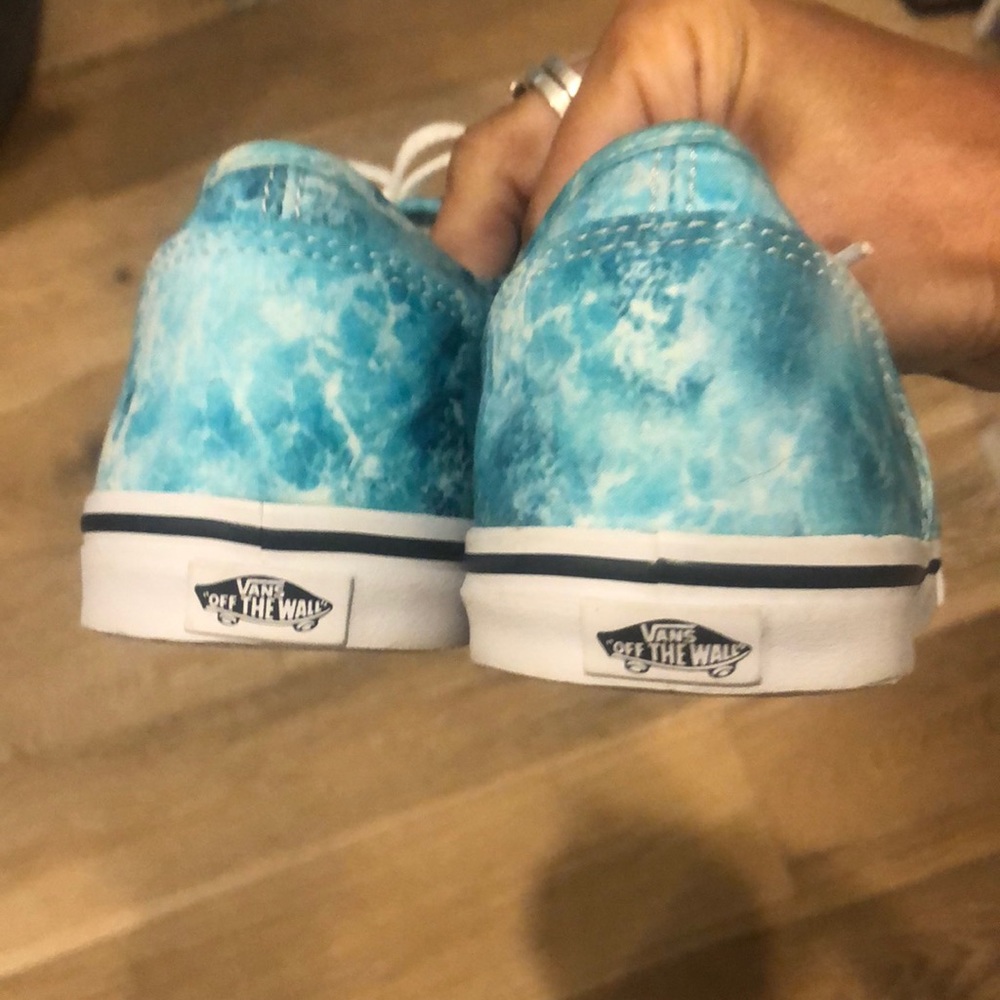 Vans - Picture 5 of 5